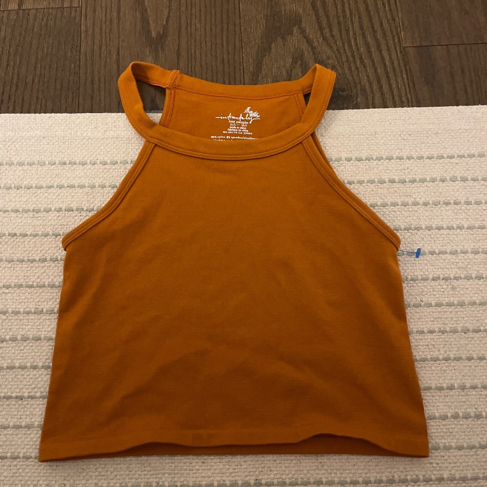 cropped tank top
